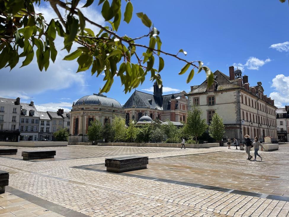 Place de la république Fontainebleau